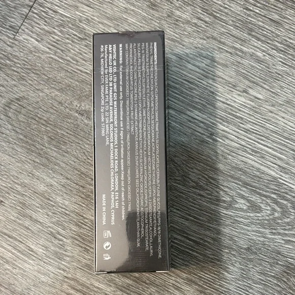 SHEGLAM Complexion Pro Matte Foundation - shell - Picture 2 of 3